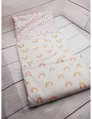 Matelas à langer nomade arc en ciel