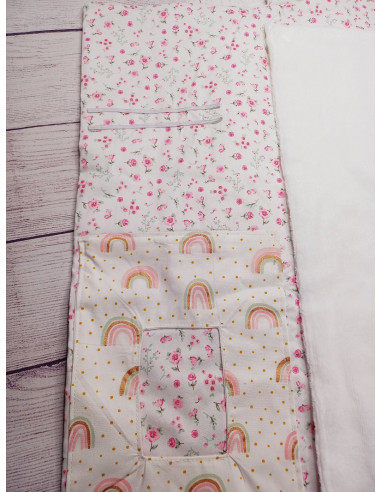 Matelas à langer nomade arc en ciel