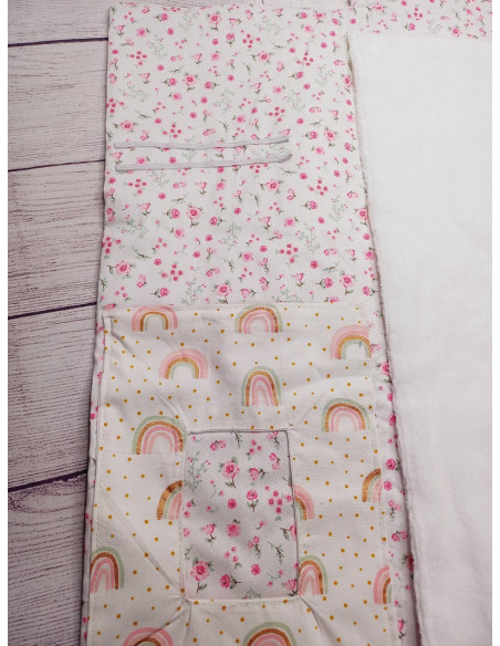 Matelas à langer nomade arc en ciel