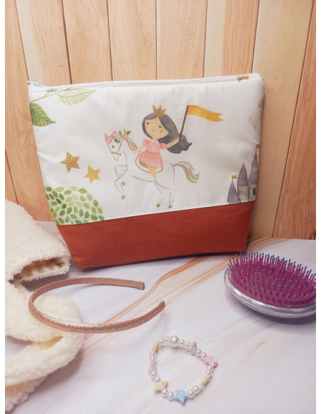 9 Trousses de toilette en stock