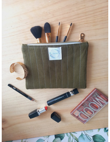 Pochette à maquillage kaki molletonnée
