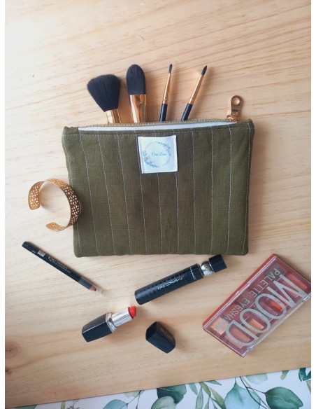 Pochette à maquillage kaki molletonnée