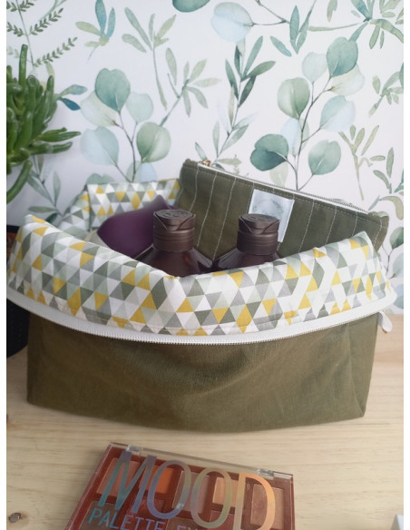 Trousse de toilette kaki