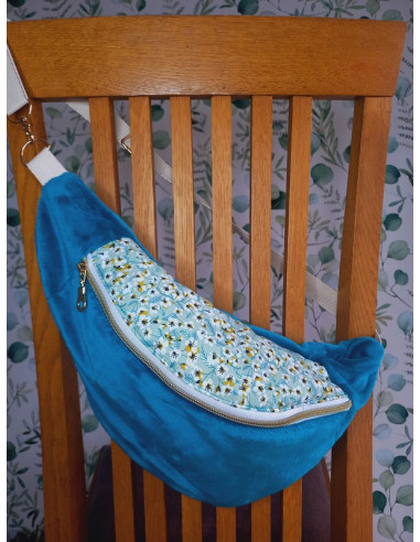 Sac banane fleurs bleues