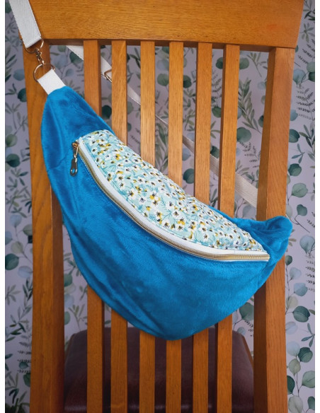 Sac banane fleurs bleues