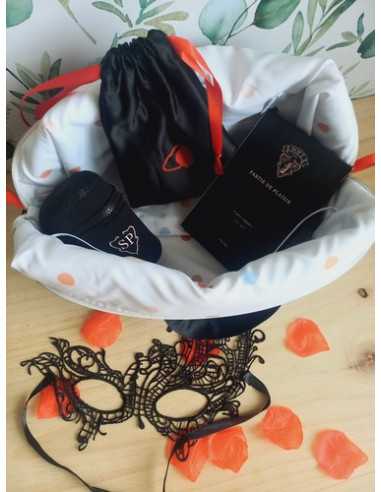 Trousse love pré commande