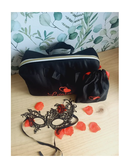 Trousse love pré commande