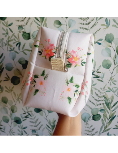 Trousse de toilette biche en stock