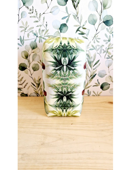 Trousse de toilette safari en stock