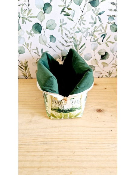 Trousse de toilette safari en stock