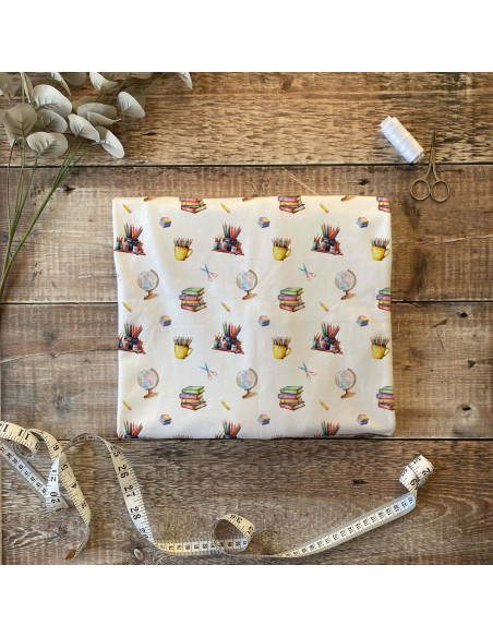 Tissus école fond blanc