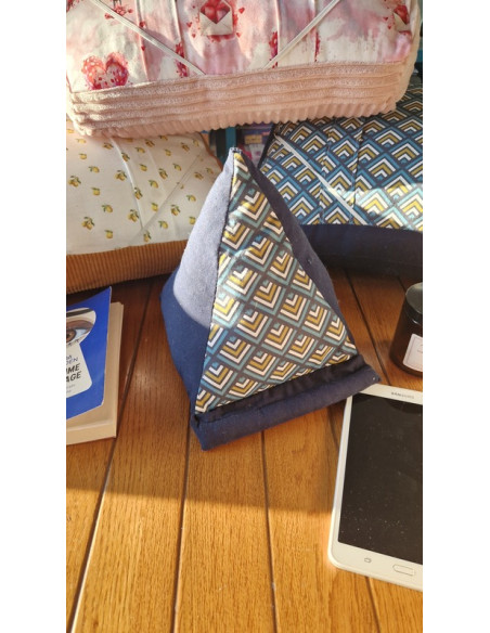 Coussin support liseuse geo