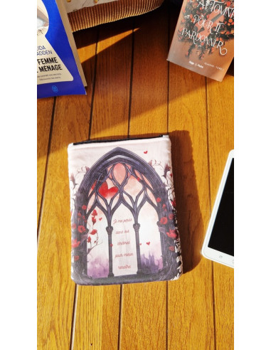 Housse liseuse ou livre Dark romance Pocket