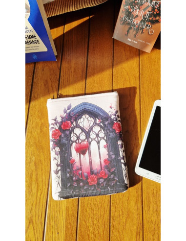 Housse liseuse ou livre Dark romance Pocket