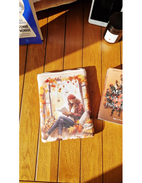 Housse liseuse ou livre Femme d'automne Pocket