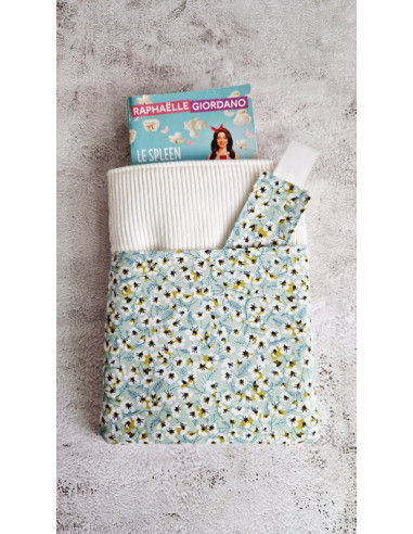 Housse liseuse ou livre avec poche et marque page