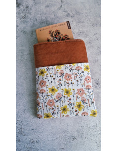 Housse liseuse ou livre avec poche