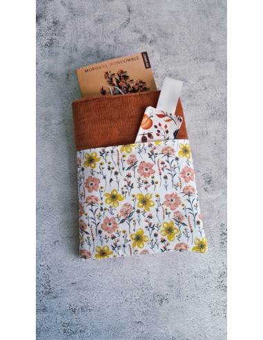 Housse liseuse ou livre avec poche