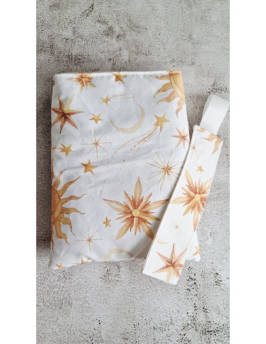 Housse liseuse ou livre avec marque page " Soleil"