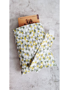 Housse liseuse ou livre avec marque page " triangle vert"